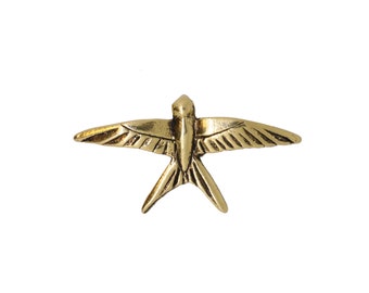 Swallow Gold Lapel Pin - CC232G- Bird, Bird Watching, and Wildlife Pins