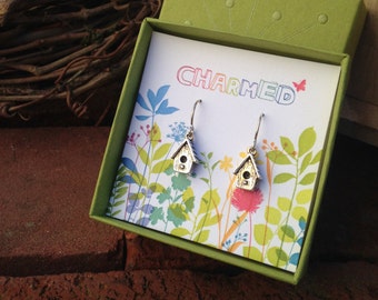 Vogelhaus Ohrringe aus unserer Charmed Kollektion in Sterling Silber