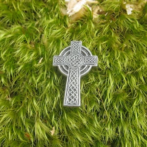 Celtic Cross Lapel Pin - CC512- Gaelic Cross- Irish- Religion