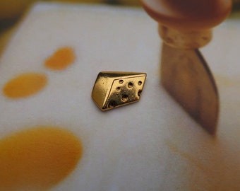 Cheese Gold Lapel Pin- CC717G- Cheese, Dairy, Food, and Chacuterie Pins