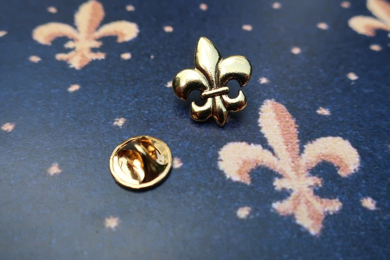 Gold Fleur de Lis Lapel Pin CC257G Fleur de Lis, Saints, Lily Flower, and New Orleans Pins image 8