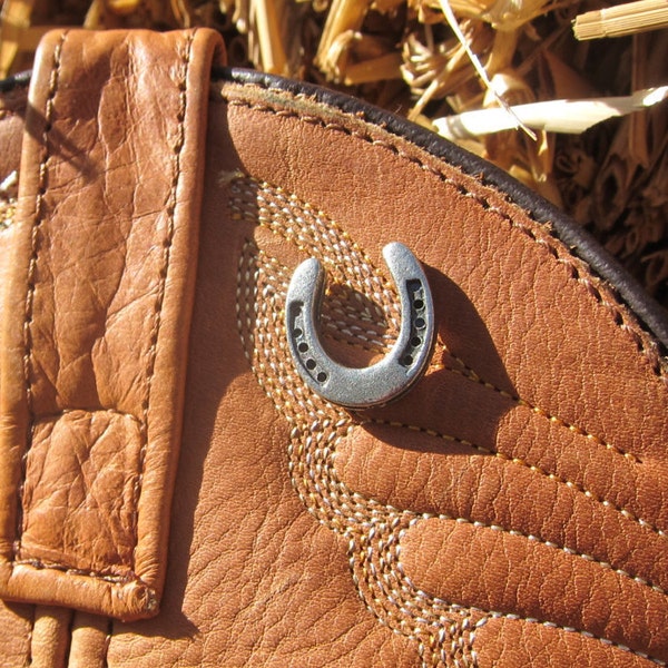Broche de ferradura - CC463 - Amuleto da sorte - Broches de cowboy e rodeio