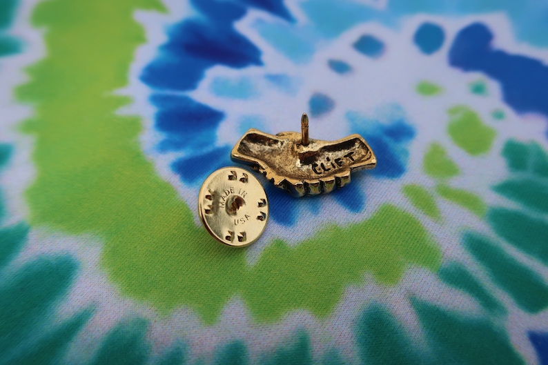 Gold Handshake Lapel Pin- CC371G- Handshake, Agreement, Business, Deal ...
