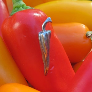 Chili Pepper Lapel Pin - CC203- Chile, Peppers, Chili Pepper, Spicy Pins