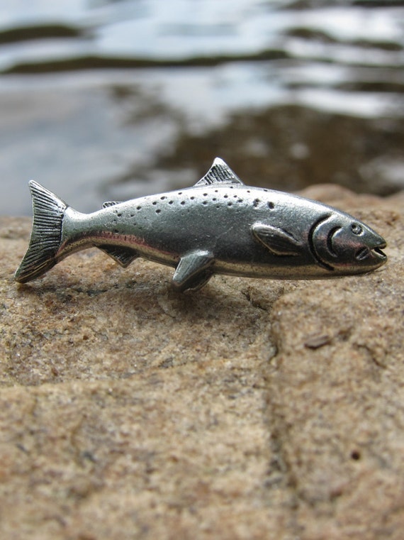 Salmon Lapel Pin CC126 Fish and Fishing Pins and Gifts Freshwater Fish,  Saltwater Fish, and Game Fish for Fishing Enthusiasts -  Canada