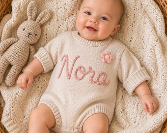 Gepersonaliseerde babytrui romper | Outfit met aangepaste naam babymeisje | Geborduurde babykleding | Cadeau kraamcadeau meisje | Outfitset voor pasgeborenen