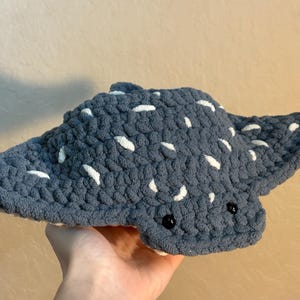 Stuffed stingray w/built in heating pad