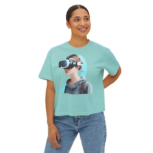 VR Headset Portrait Tee | Boxy Crop T-Shirt, Virtual Reality Graphic