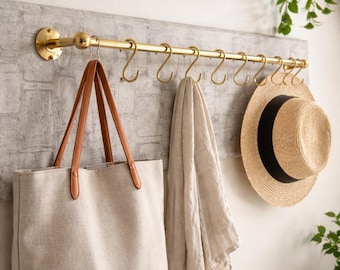 Ganchos marroquíes de latón – Barra moderna de latón para colgar abrigos con ganchos en forma de S para bolsos y toallas.