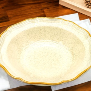 Vintage Mikasa Garden Club Round Serving Bowl 9.5 Inch 1977-1982 Beige and Brown Speckles