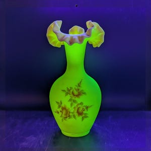 Fenton Uranium Vase - Etsy