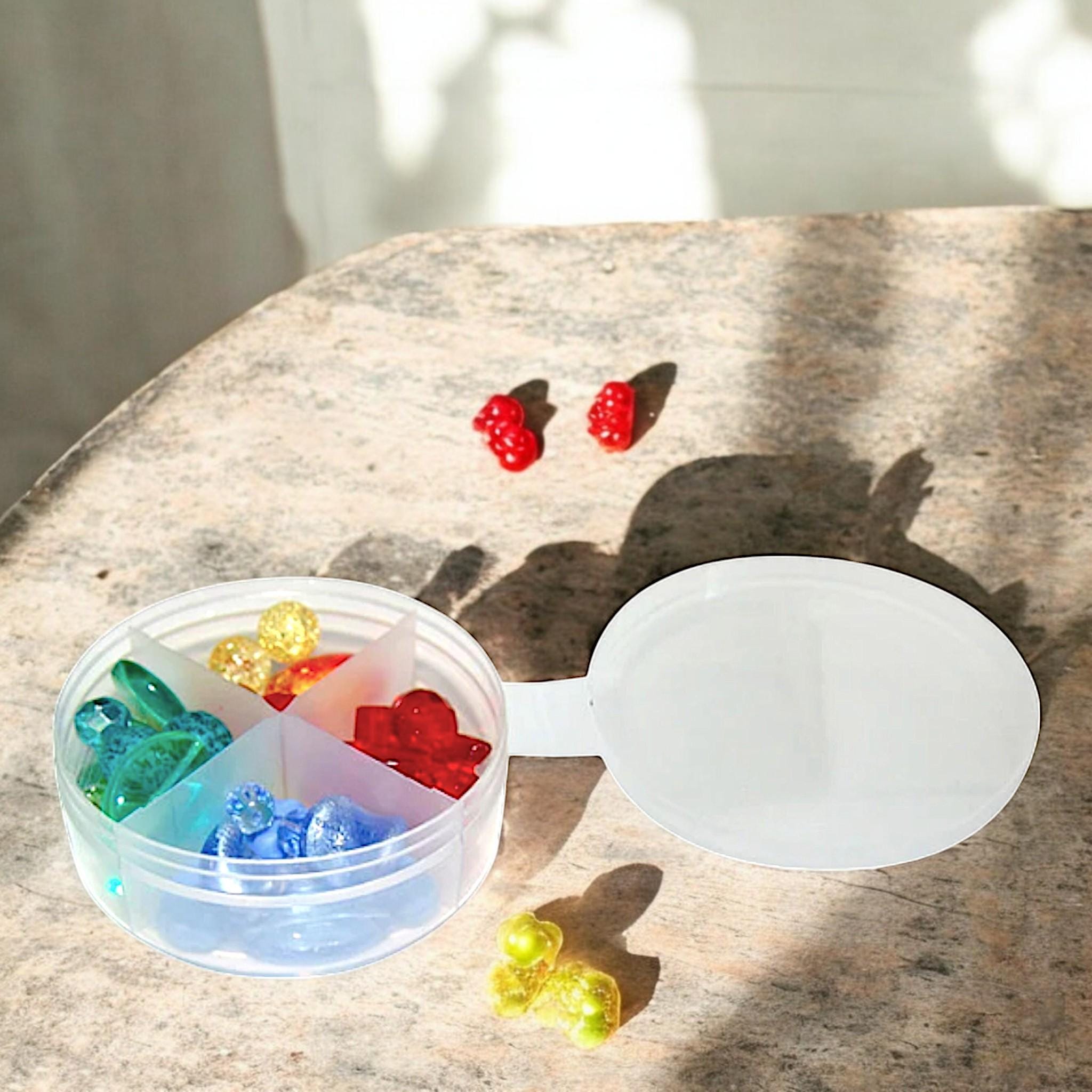 Shuttle Multiple Containers 500 Bulk Count - Divided Plastic Containers Shuttle Cups With Tethered ...