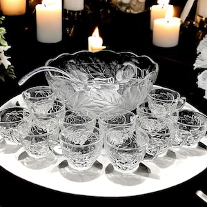 Vintage Elements Grape Harbor 14 Piece Punch Set Beautiful and Unique Bowl 12 Cups and Plastic Ladle