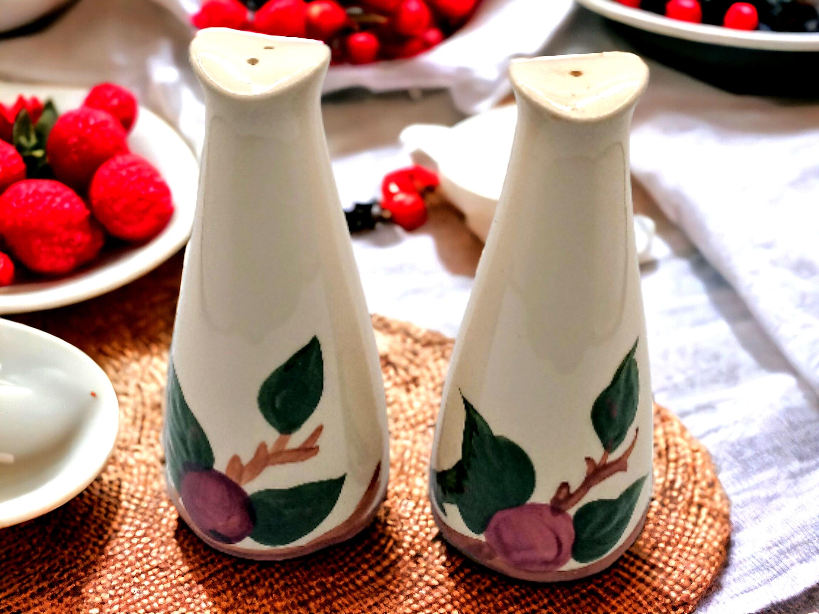 フランシスカン　スターバスト　ショート　ソルト＆ペッパーシェーカー Franciscan Salt and Pepper Shaker - Etsy