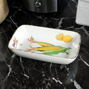 Vintage Royal Worchester Evesham Gold Rectangular Deep Baker Length: 10 in