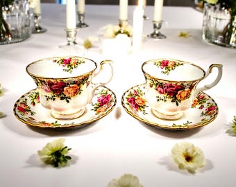 Vintage Royal Albert Old Country Roses Teacup and Saucer Set, England Bone China