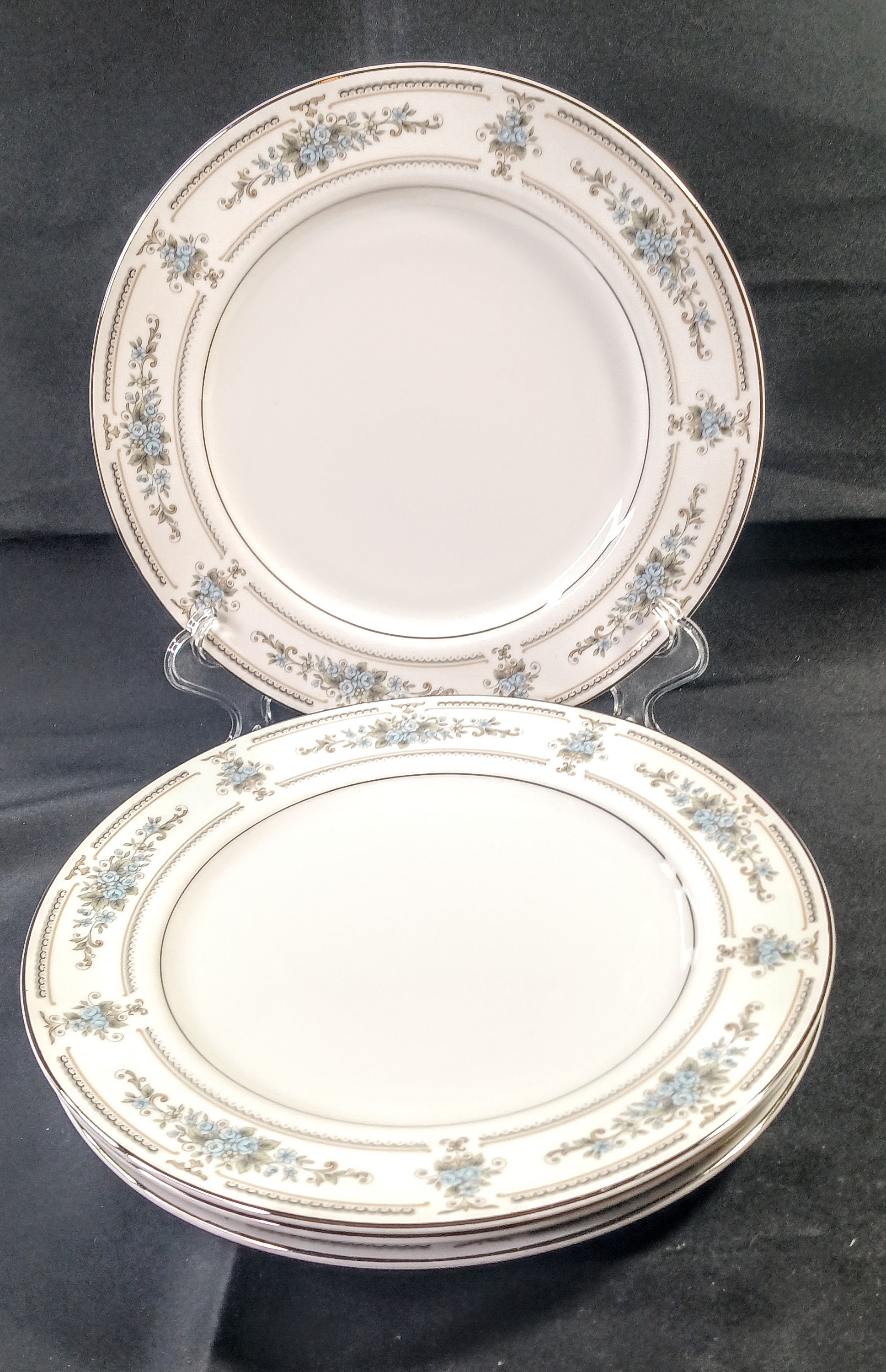 Elington Fine Porcelain SET OF 4 Dinner Plates 10.25 Inches