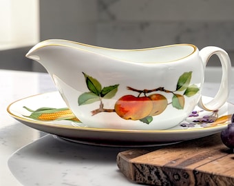 Vintage Royal Worchester Evesham Gold Gravy Boat with Underplate Length: 8 5/8 in