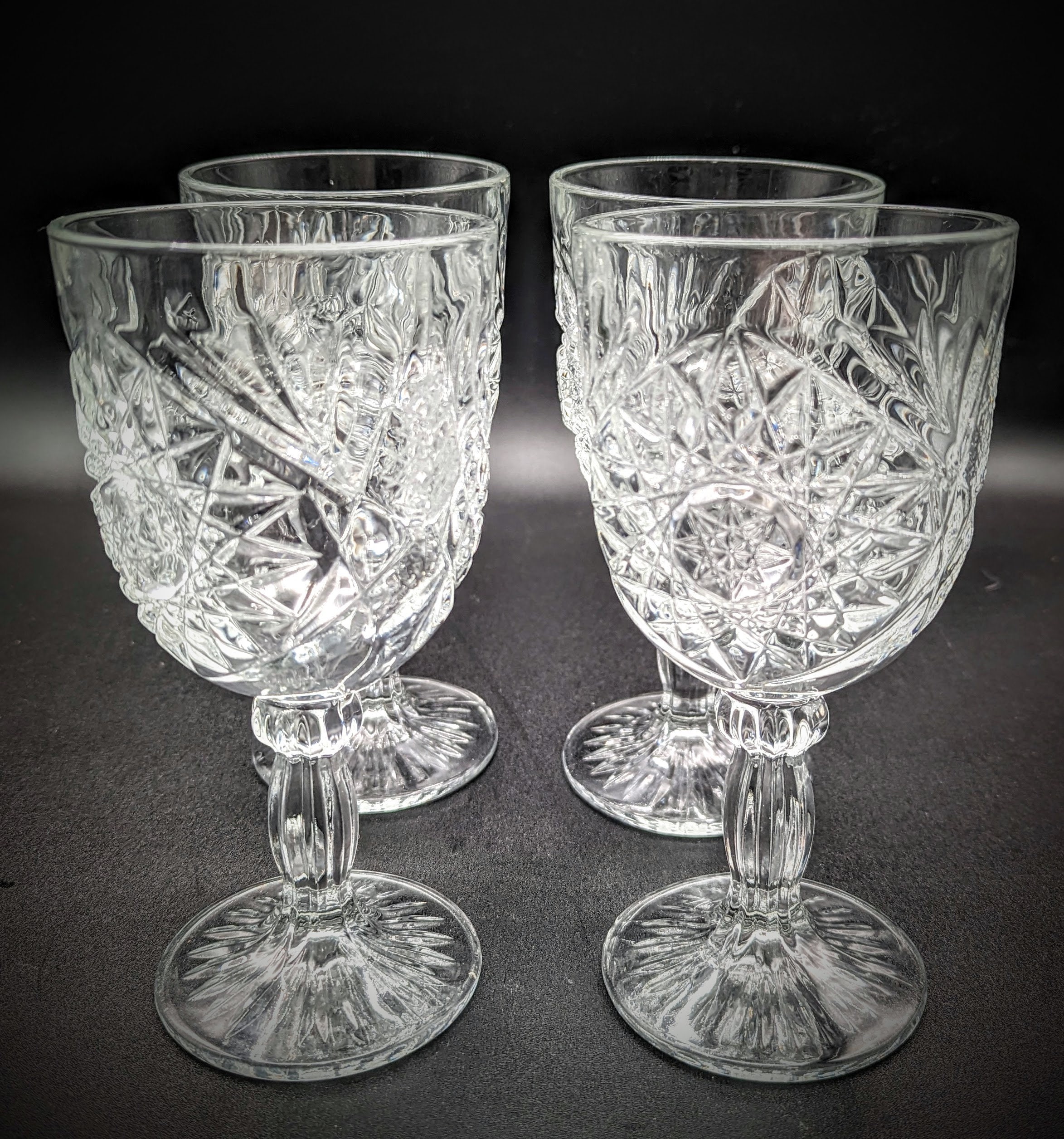 Set of 4 Vintage Crystal Stemmed Heavy Wine Goblets/drinking Glasses Mid  Century 7.5 Inches Tall Anchor Hocking 