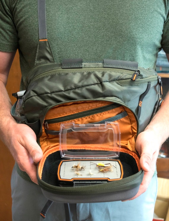 Teton Lightweight Fly Fishing Sling Pack Features Strategically Placed  Pockets and Attachment Points -  Denmark