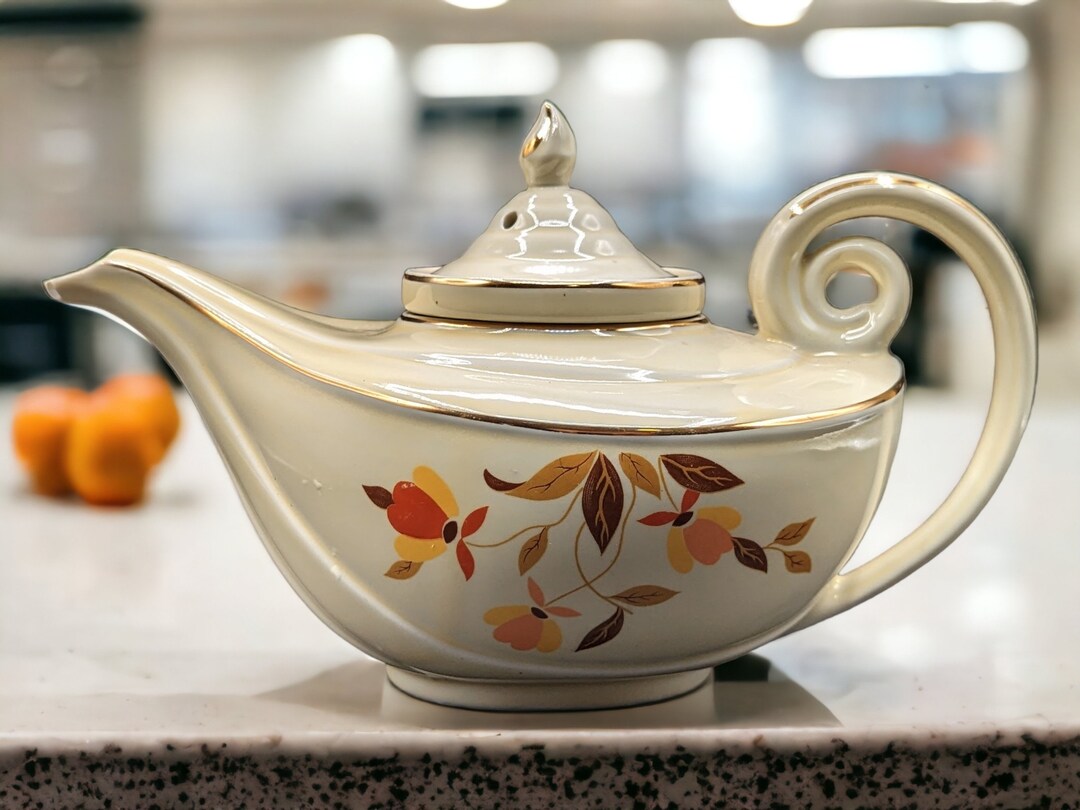 This Vintage Hall China Aladdin Teapot is a Collectible Piece of Mid