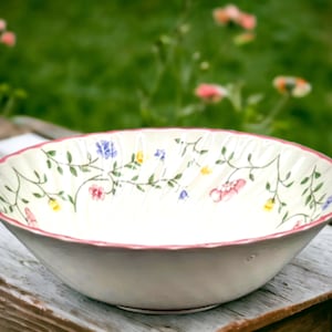 Vintage Johnson Brothers Serving Bowl: Summer Chintz Floral, Made in England