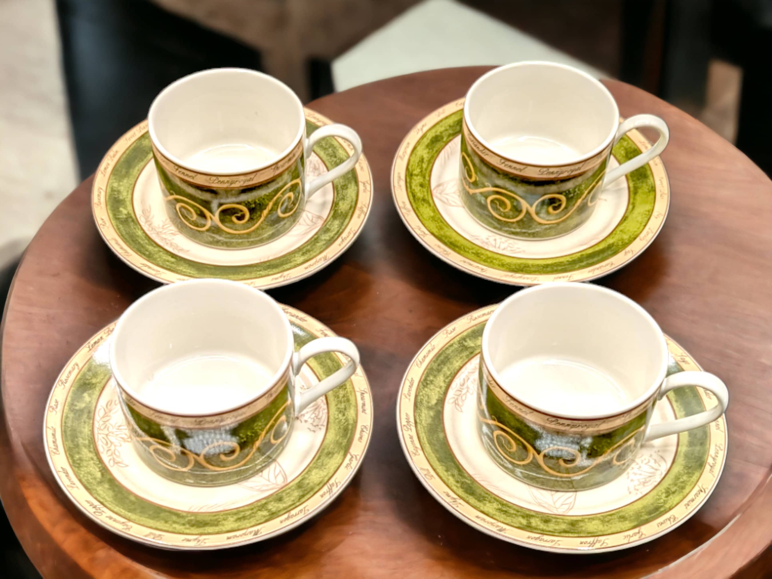 Vintage Four AMERICAN ATELIER, \, image size:2700x2025