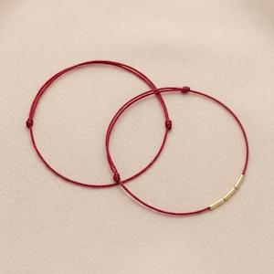 2er Set Red String Armbänder | Minimalistisches Matching Set für sie und ihn