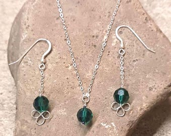 Emerald Green Crystals & Sterling Silver Flower Necklace-Earring Set