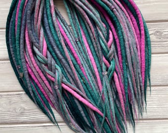 Rastas de lana, rastas lisas, rastas de lana azules y rosas