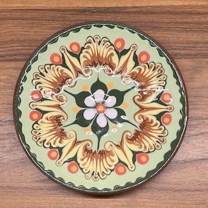 Bulgarian Troyan Redware Glazed Pottery 4.5” Decorative Small Wall Plate Greens