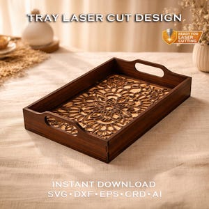 Puede incluir: Una bandeja rectangular de madera marrón oscuro con un diseño floral cortado con láser. La bandeja tiene asas y el texto "TRAY LASER CUT DESIGN" en la parte superior. El texto "INSTANT DOWNLOAD" y los tipos de archivo están en la parte inferior.
