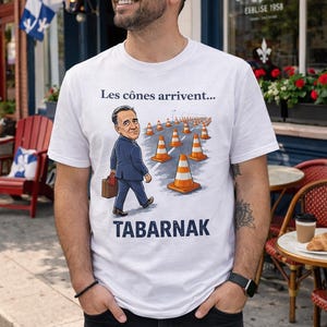 T-shirt Cônes Orange Québec | Les Cônes Arrivent Tabarnak | Humour Québécois Construction | Cadeau Montréal | Unisexe