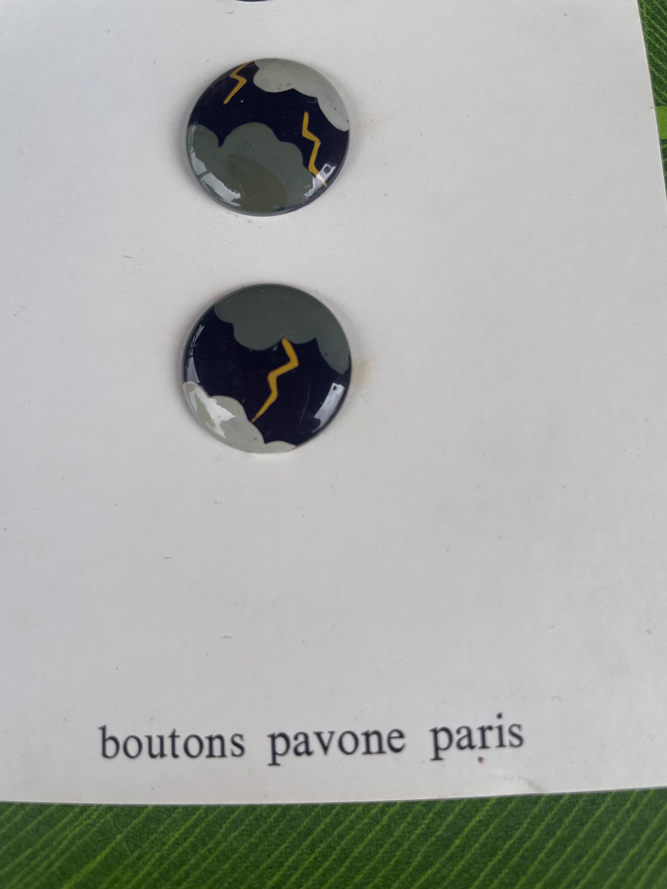Pavone Buttons - Etsy