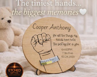 Pamiątkowy znak w kształcie dłoni dziecka