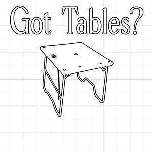 Può includere: Disegno a tratto di un tavolo con gambe a forcina. Il testo "Got Tables?" è sopra il tavolo. Il tavolo ha un piano rettangolare con angoli arrotondati e diversi fori preforati. Le gambe sono in metallo.