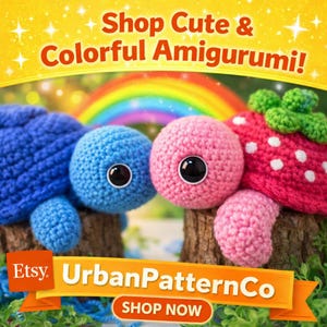 Pode incluir: Uma placa de madeira rústica com o texto "Welcome to our home" em letras brancas. A placa apresenta um acabamento desgastado e um design simples e convidativo, perfeito para a decoração da entrada.