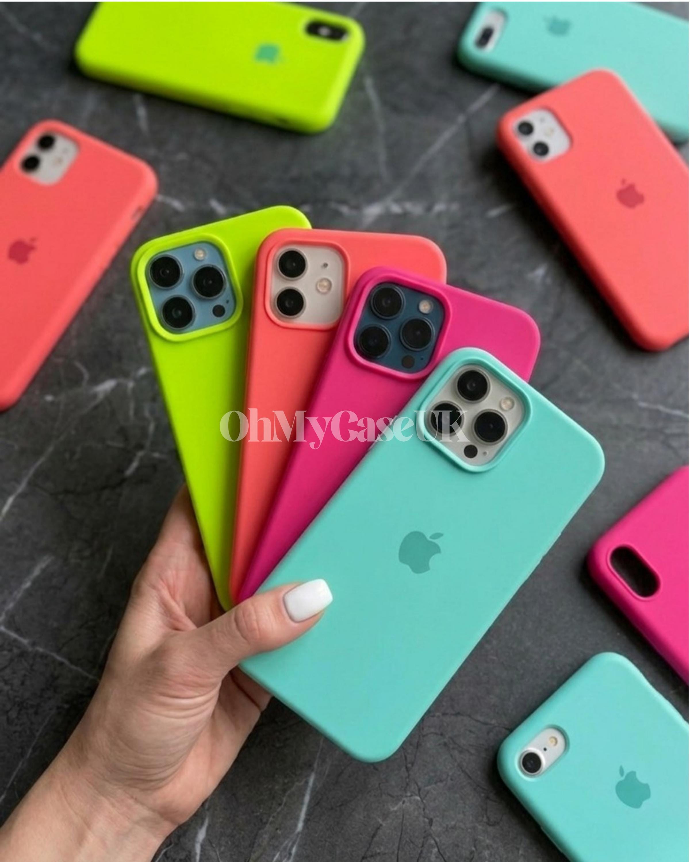 Peaches iPhone case - Etsy 日本