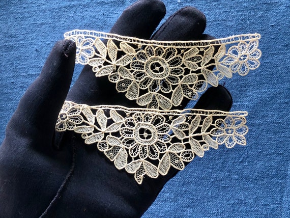 Child’s Antique Lace Cuffs Vintage Victorian Hand… - image 1