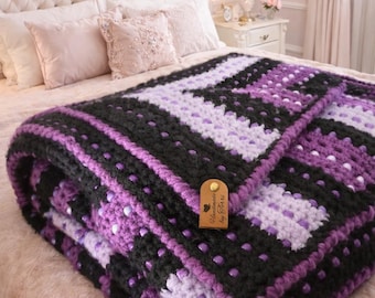 Manta de ganchillo hecha a mano con peso