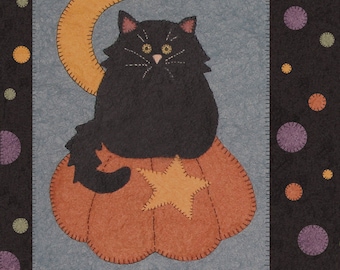 Holler - Wool Applique Black Cat for Halloween - Digital Pdf Pattern