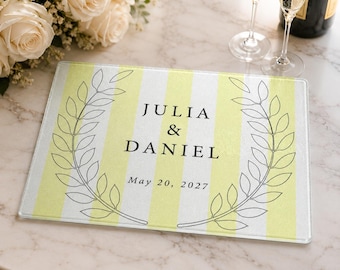 Personalized Wedding Cutting Board Gift, Customizable Couple Present, Custom Name Kitchen Board, Bridal Shower Gift, Anniversary Gift
