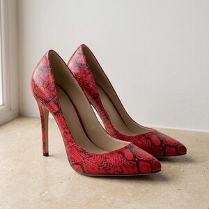 Snakeskin Print Stiletto Pumps, Pointed Toe High Heels, Python Print Heels in Red Blue Pink Purple Gold Grey, Party Pumps Women