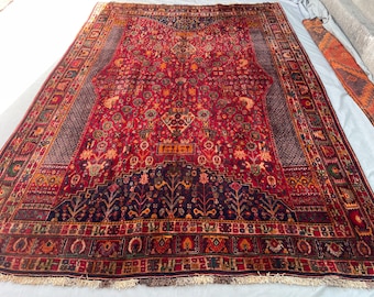 Seltener antiker kaukasischer Shirvan-Teppich aus den 1880er Jahren (ca. 213 x 305 cm), karmesinroter, marineblauer Teppich mit Lebensbaum-Motiv, handgeknüpfter Wollteppich für das Wohnzimmer