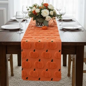 Halloween-Kürbis-Tischläufer, Plüschkürbis-Deko, Herbstliche Tischdekoration, Herbstliche Esszimmerdeko, Saisonale Wohnaccessoires