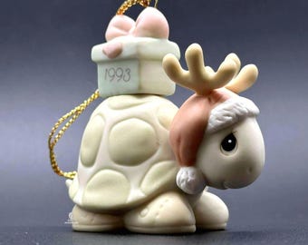 Precious Moments Charming 1993 Turtle Christmas Ornament w Gift