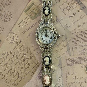 Alternating Classical Portrait Cameos Antiqued Finish Bracelet Quartz Wristwatch image 3