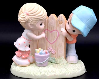Precious Moments Figurine Sharing My Heart With You w/ Box | Love Collectible