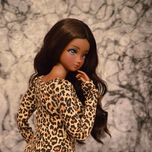 Smart Doll Pear Body choice of Bodycon Dress in various fabric patterns and colors