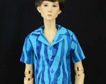 Short-sleeved travel shirts in choice of themes and colors to fit 70 cm Dollshe Pure and other slim 70 cm BJDs